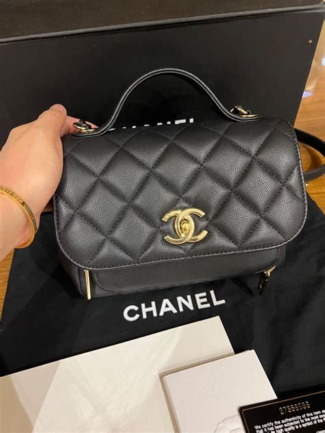 chanel business affinity small.